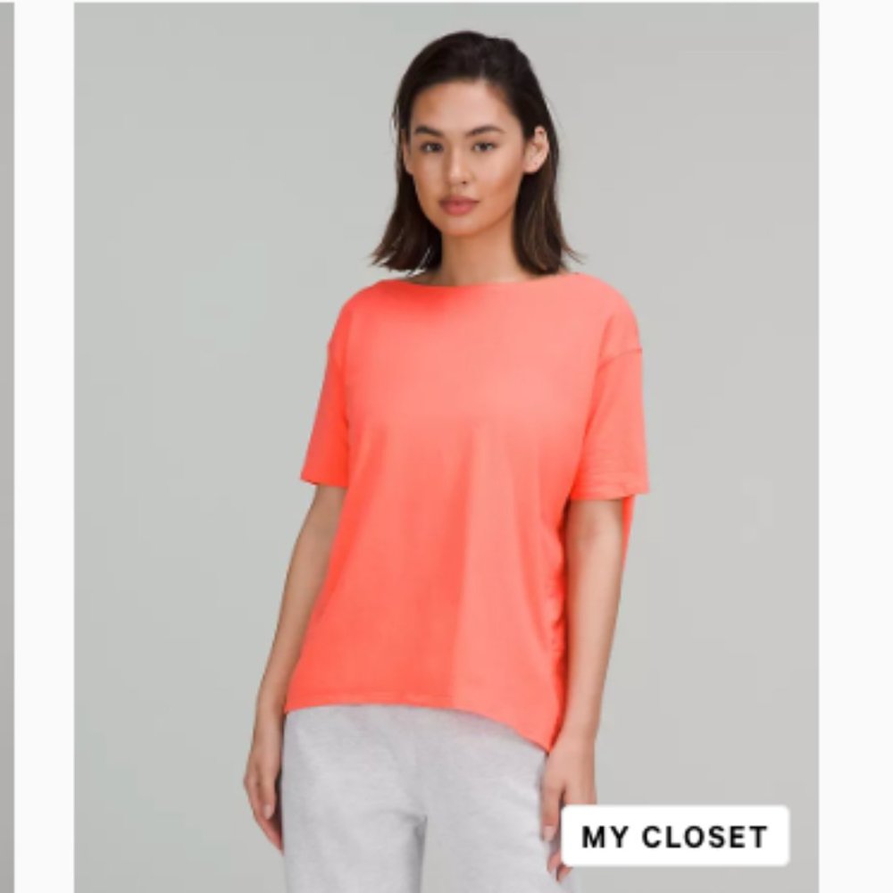 Lululemon Back in Action Short Sleeve Shirt Raspberry Cream Size 4